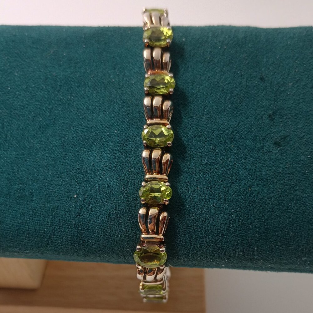 Vintage Peridot Sterling Silver Designer Sts Bracelet.